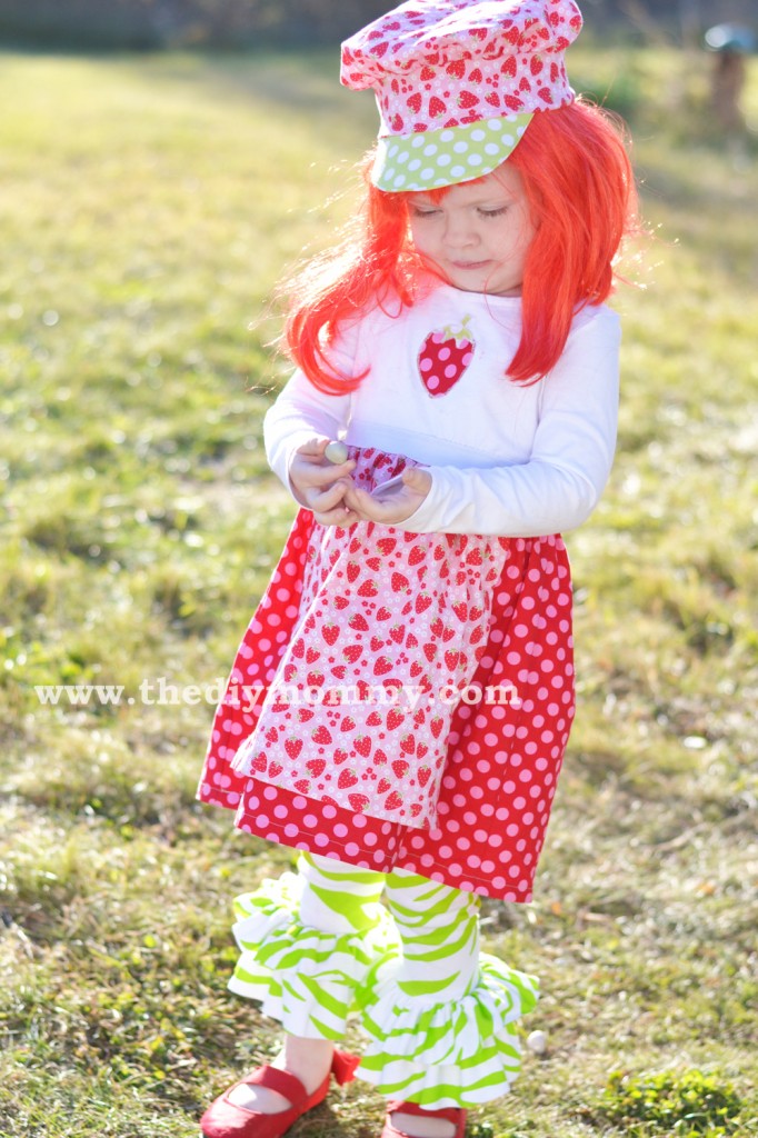 Sew a Strawberry Shortcake Costume by The DIY Mommy