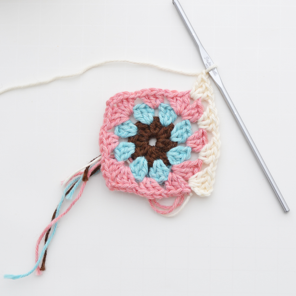 Crochet an Organic Cotton Granny Square Baby Blanket by The DIY Mommy