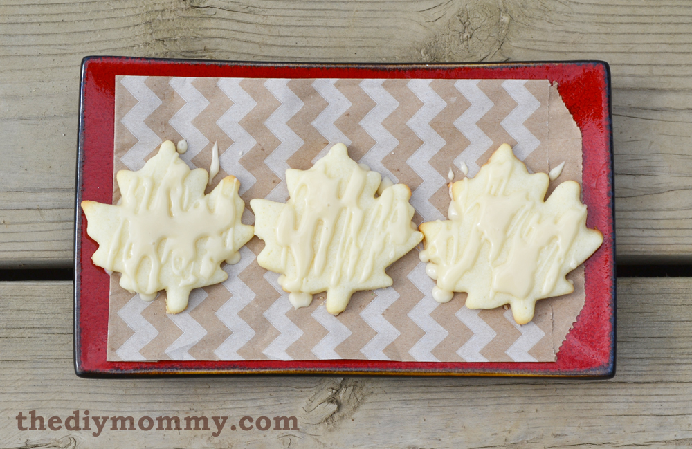 Sugar Cookies with Maple Syrup Glaze by The DIY Mommy