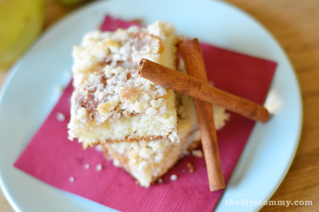 German Baking: Apple Crumb Cake - The DIY Mommy