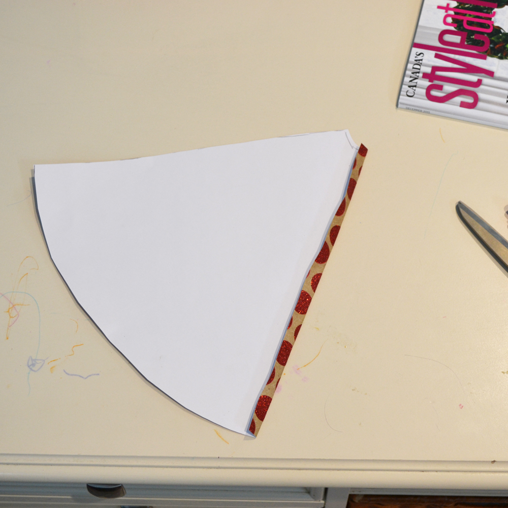 DIY Scrapbook Paper Christmas Tree Cones