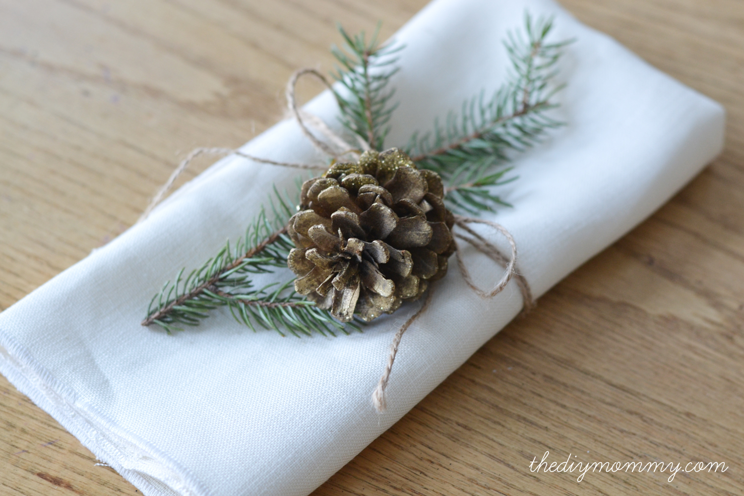 DIY Cloth Napkin Tutorial + How to Make a Rolled Hem with a Serger - The DIY Mommy