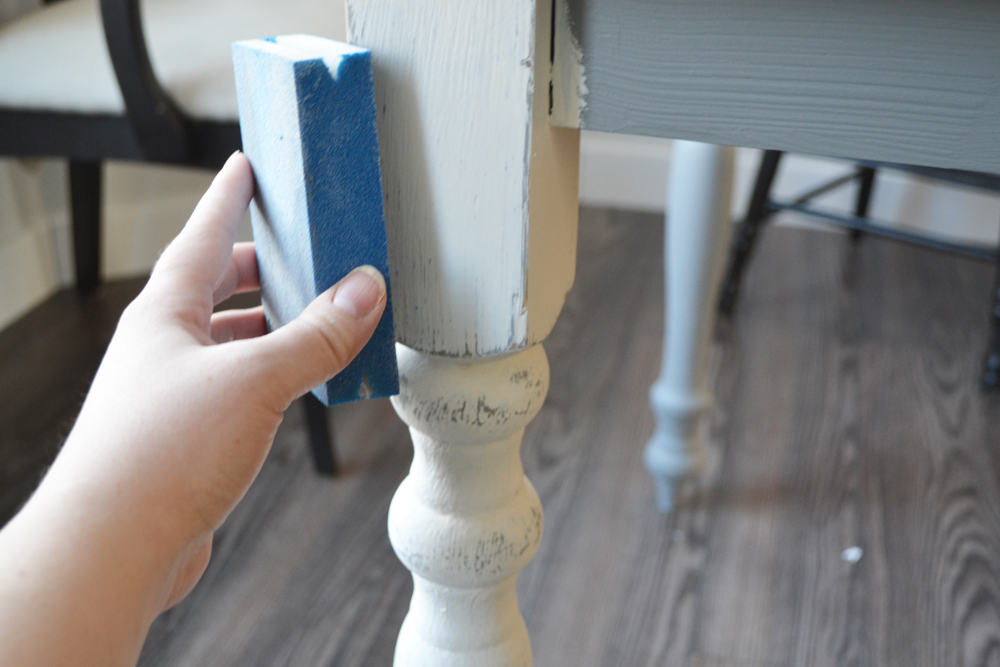 A Shabby Chic Farmhouse Table With Diy, How To Paint A Black Table Distressed White