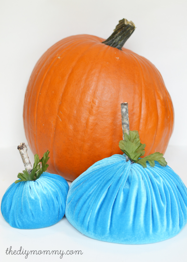 DIY Velvet Pumpkins Decorations