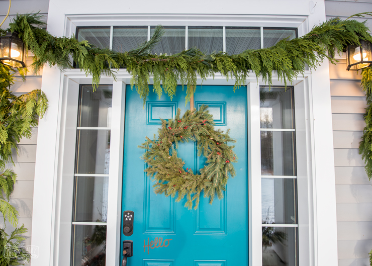 How to make a real evergreen Christmas wreath