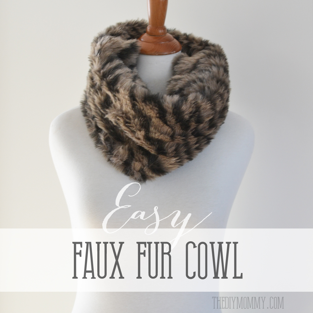How to make a DIY faux fur cowl - so easy!
