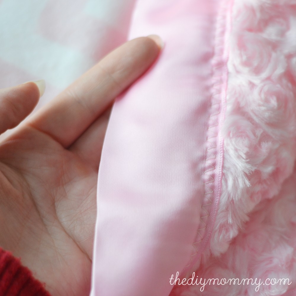 How to sew the softest DIY baby blanket with two layers of minky fabric and satin binding 