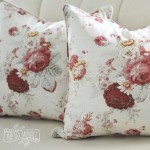 Video Tutorial: How to sew gorgeous, professional looking pillow covers with piped edges and a hidden back zipper.