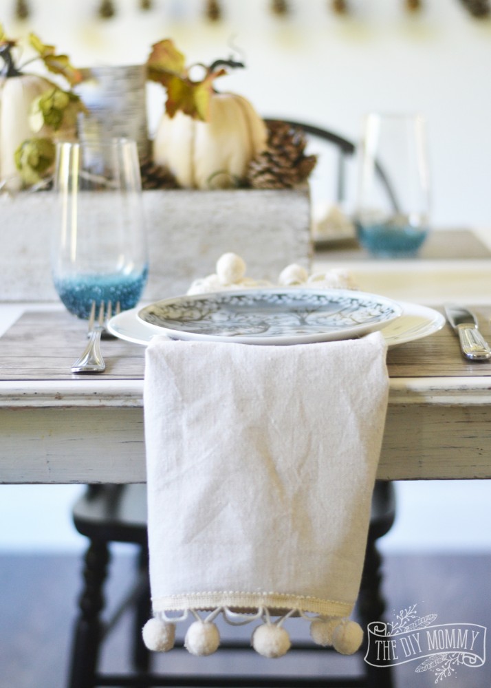 Rustic woodland table setting for Fall / Thanksgiving
