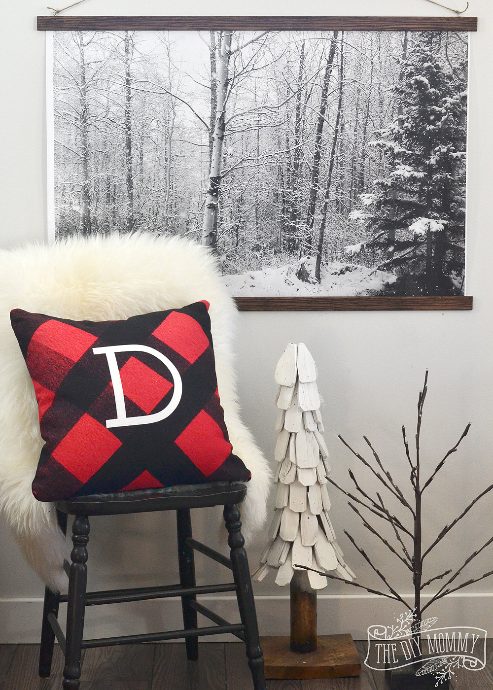 How to make a beautiful winter forest scene wall hanging - free photo download included!