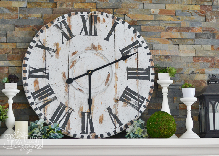Make a Giant Reclaimed Wood Clock from an Electrical Reel #12MonthsofDIY