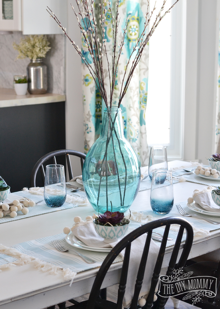 A simple but beautiful nature inspired table setting idea for Spring or Easter - love the aqua and succulents!