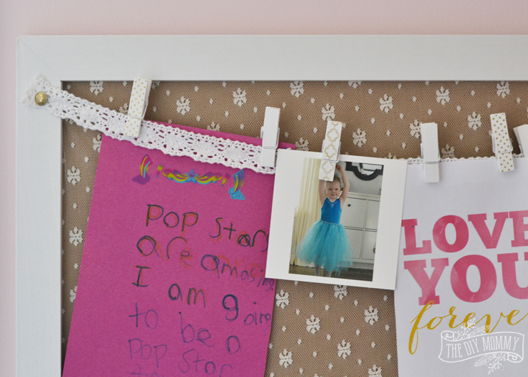 How to display kids art on a bedroom wall - an easy DIY art storage tutorial!