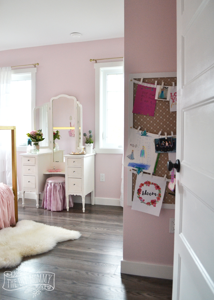 A Pink White Gold Shabby Chic Glam Girls Bedroom Reveal Little C S Room Makeover For The Orc The Diy Mommy