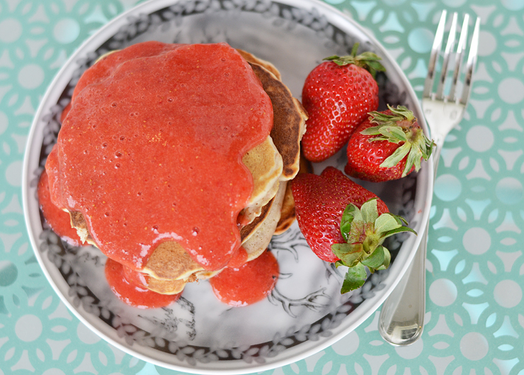 Whole Wheat Pancakes with Strawberry Sauce - recipe video