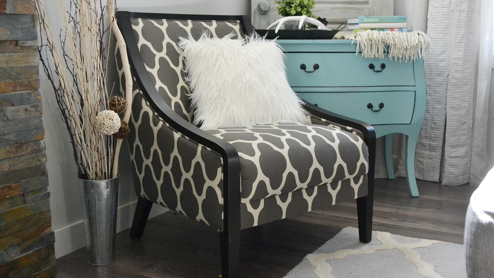 How to Choose an Accent Chair – Tip Tuesday