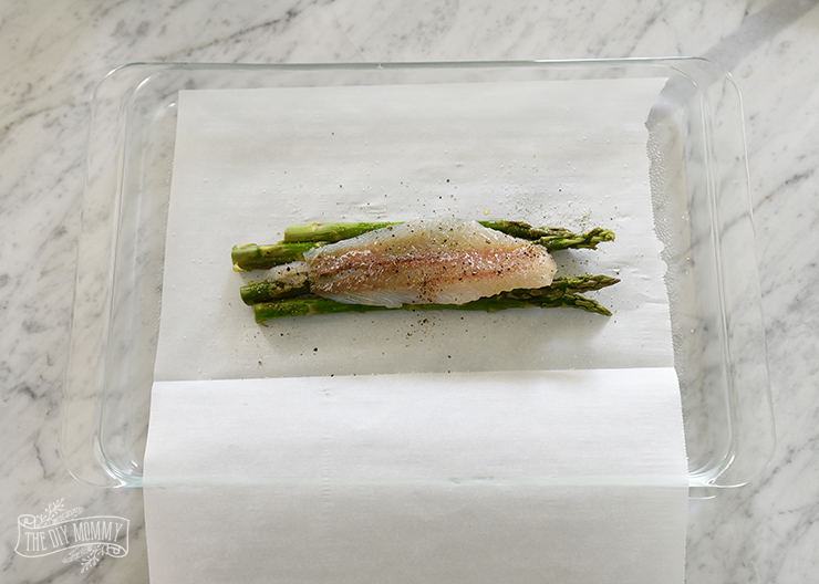 Steamed Lemon Pepper Fish and Asparagus Packet