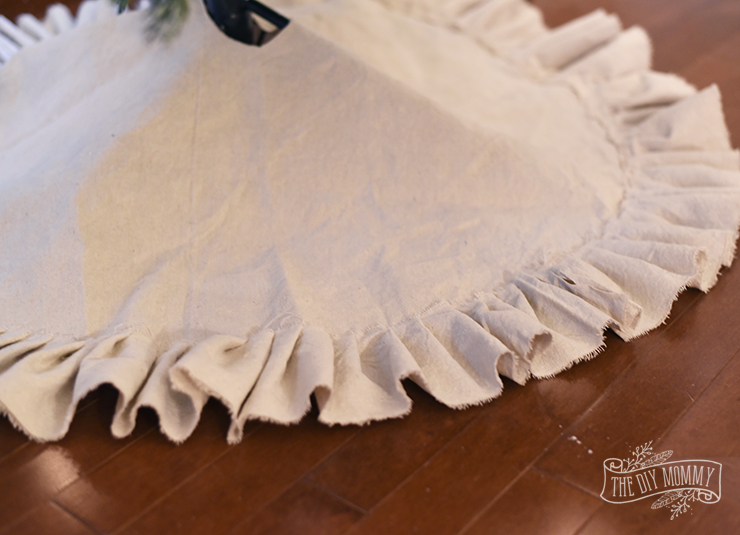How to make a ruffled no sew Christmas tree skirt out of a dropcloth