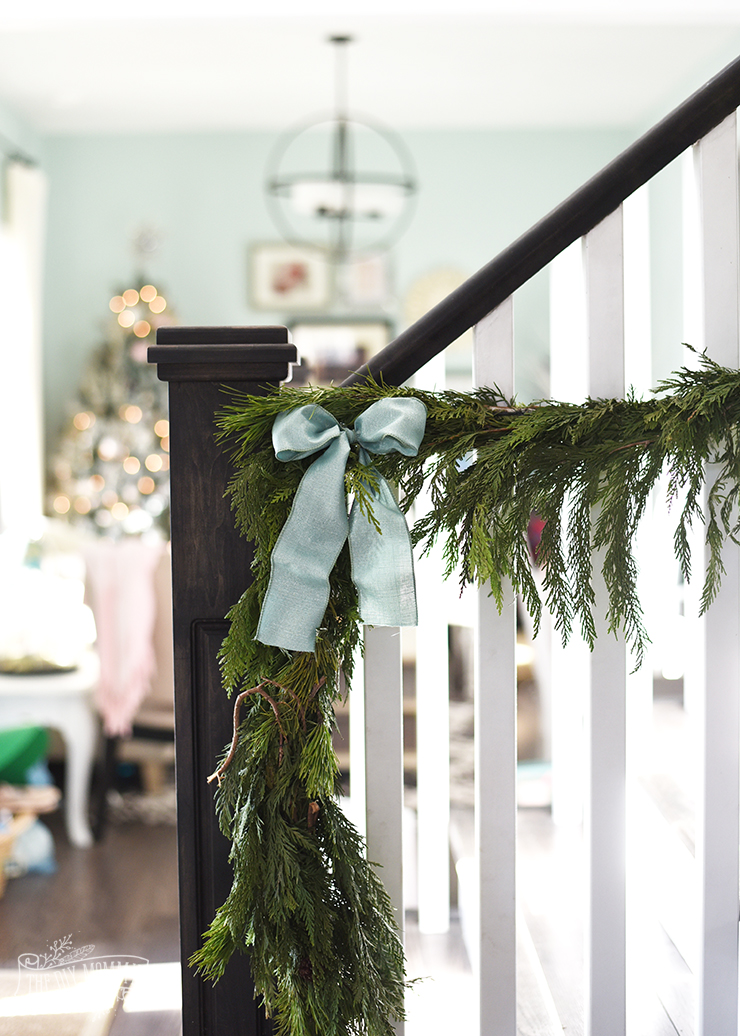 Natural, green, teal, silver, gold and white Christmas decoration ideas