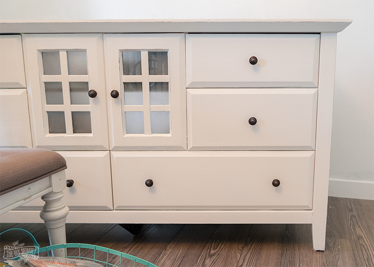 How to Paint a Dresser with DIY Chalk Style Paint (Video) | One Room Challenge Week 4