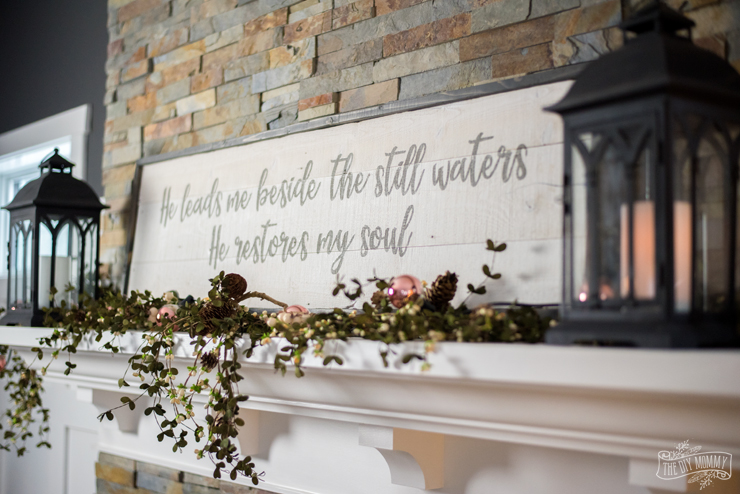 How to make a DIY rustic farmhouse wooden shiplap sign