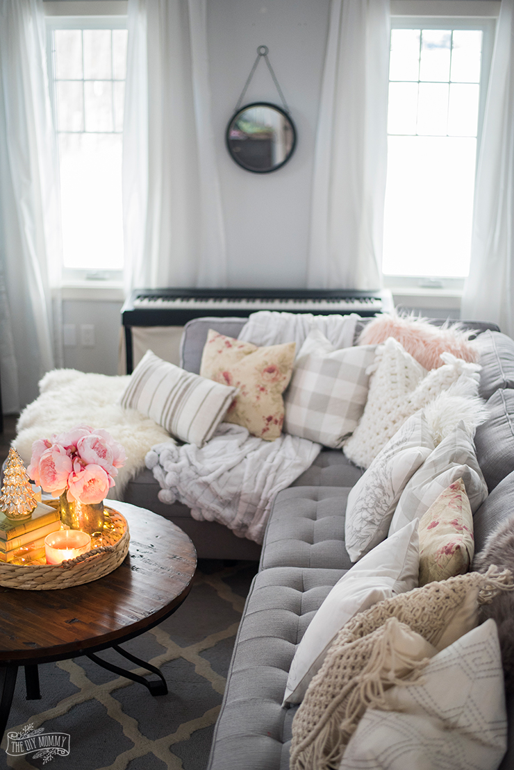 January Decorating Ideas for a cozy & welcoming home this Winter