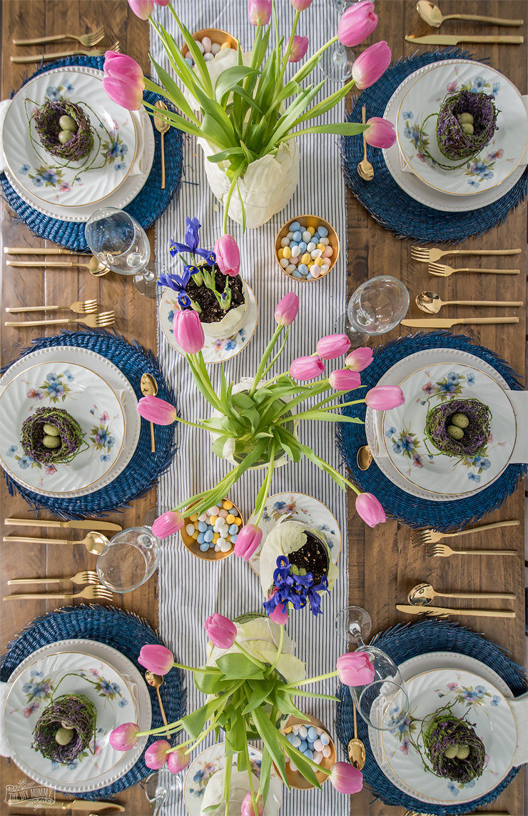 Bright and Colourful Easter table setting idea in blues and pinks