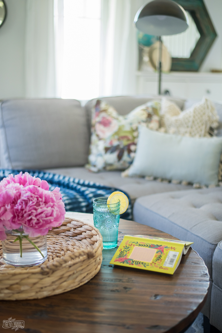 Simple and fresh summer living room tour in pinks and blues