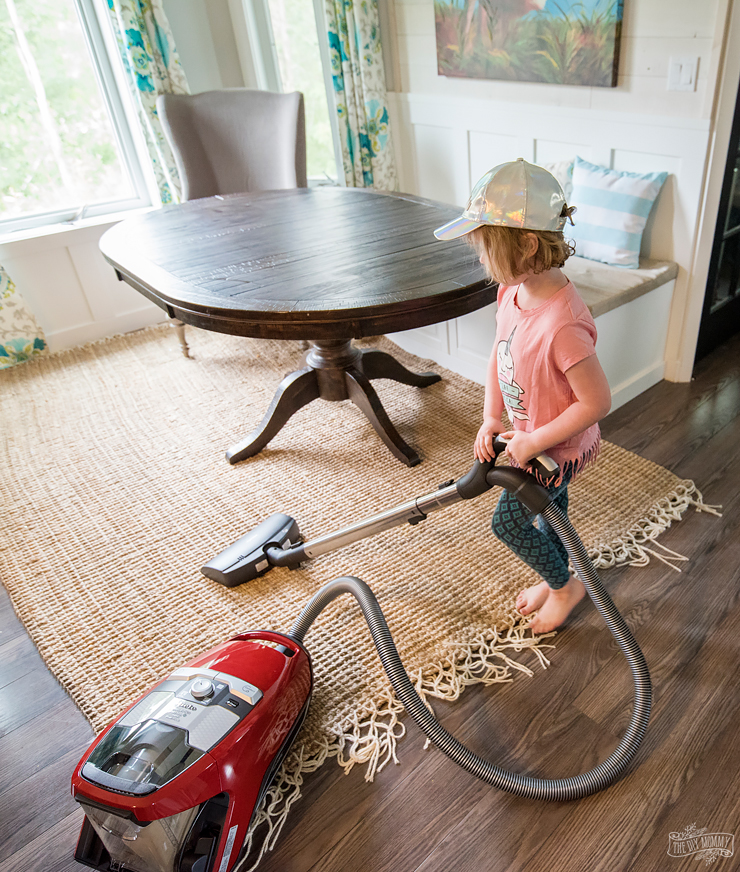 Miele CX1 Blizzard bagless vacuum review & how to keep your house clean this summer