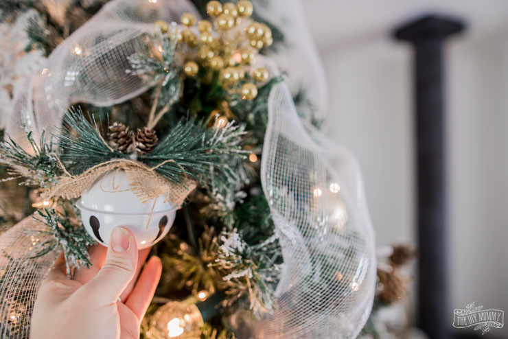 5 Ways to Make Your Christmas Tree Look Amazing on a Budget!