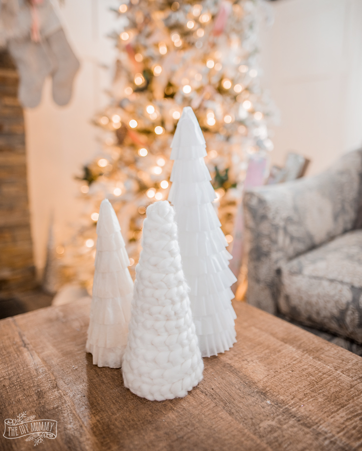 Holibanna 4pcs Craft Foam Cone Christmas Tree Polystyrene Foam Cone for Sculpture Modeling DIY Arts Crafts Ornaments Christmas Table Centerpiece Wedding Decoration 32x12cm