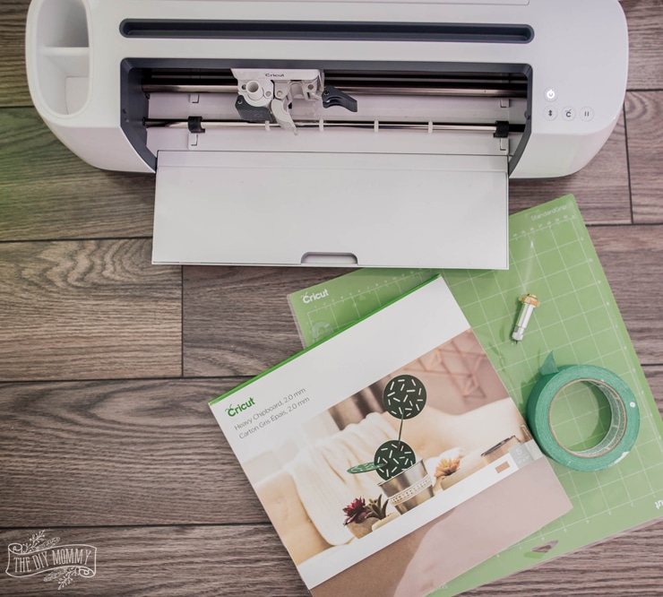 Learn how to cut thick material with the Cricut Maker knife blade