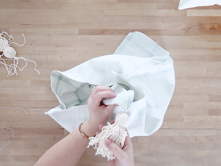 How to sew a DIY Tassel Pillow Cover