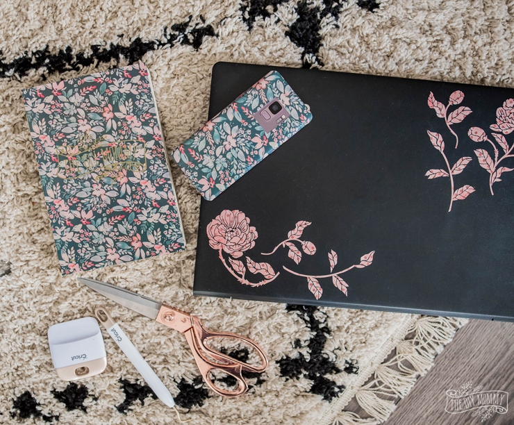 DIY Floral Laptop, Phone & Notebook Stickers with CricutDIY Floral Laptop, Phone & Notebook Stickers with Cricut