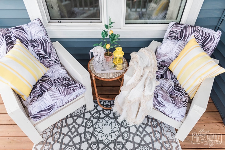 Cheerful Front Porch Makeover with DIY Outdoor Chairs