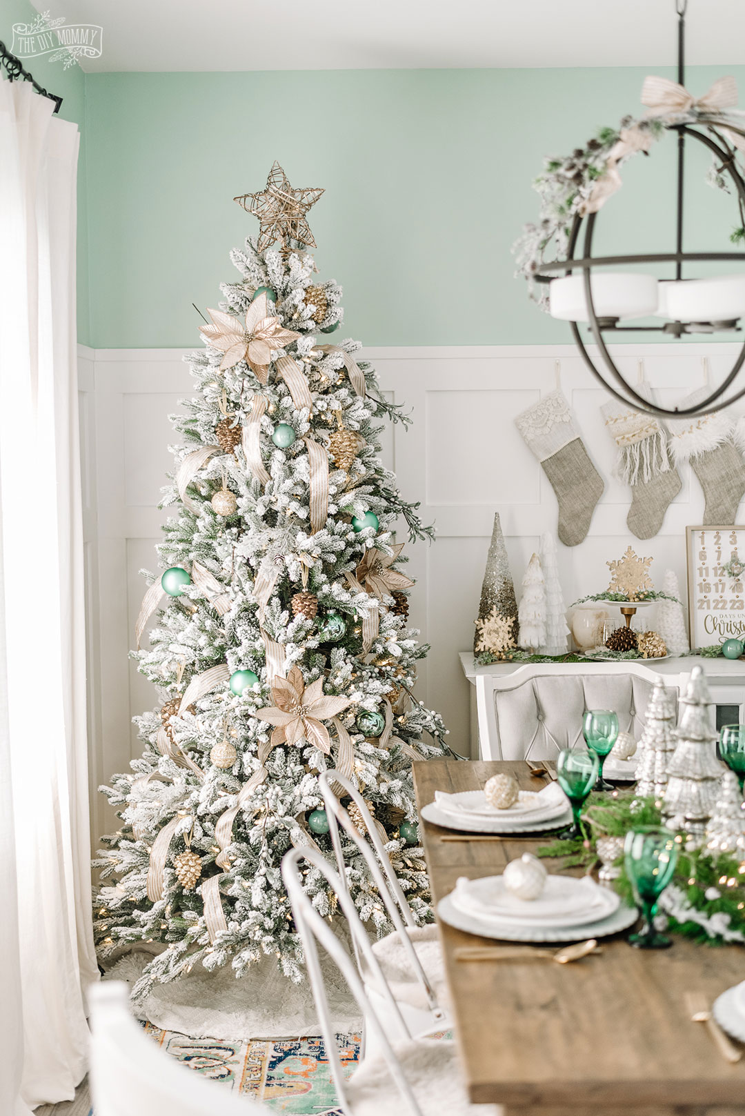 Green & Rose Gold Elegant Christmas Dining Room Decor