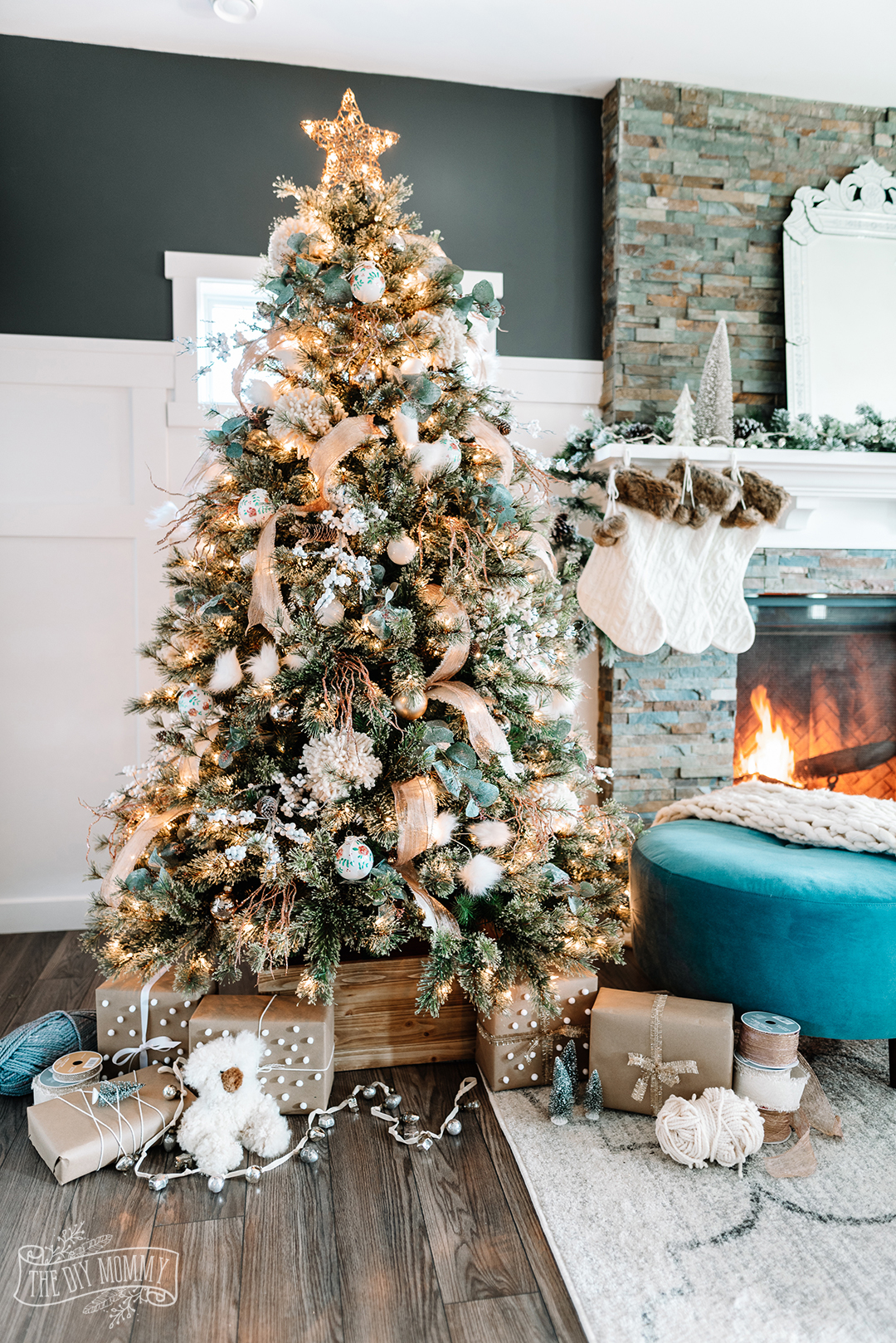 Rustic Boho Glam Christmas Tree Decorating Ideas | The DIY Mommy