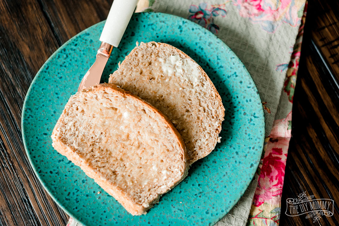 This whole wheat honey sourdough bread recipe is simple to make, requires few ingredients, and tastes hearty & delicious.