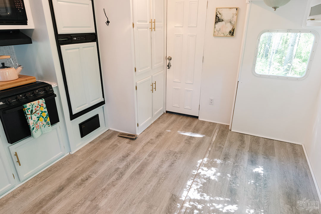 Installing Vinyl Plank In An Rv With A, Can You Put A Fridge On Vinyl Plank Flooring