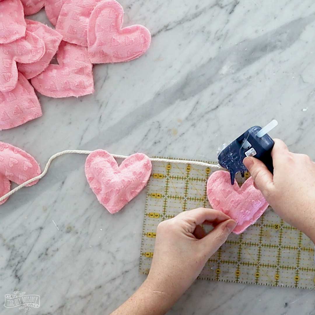 DIY No-Sew Fabric Heart Banner