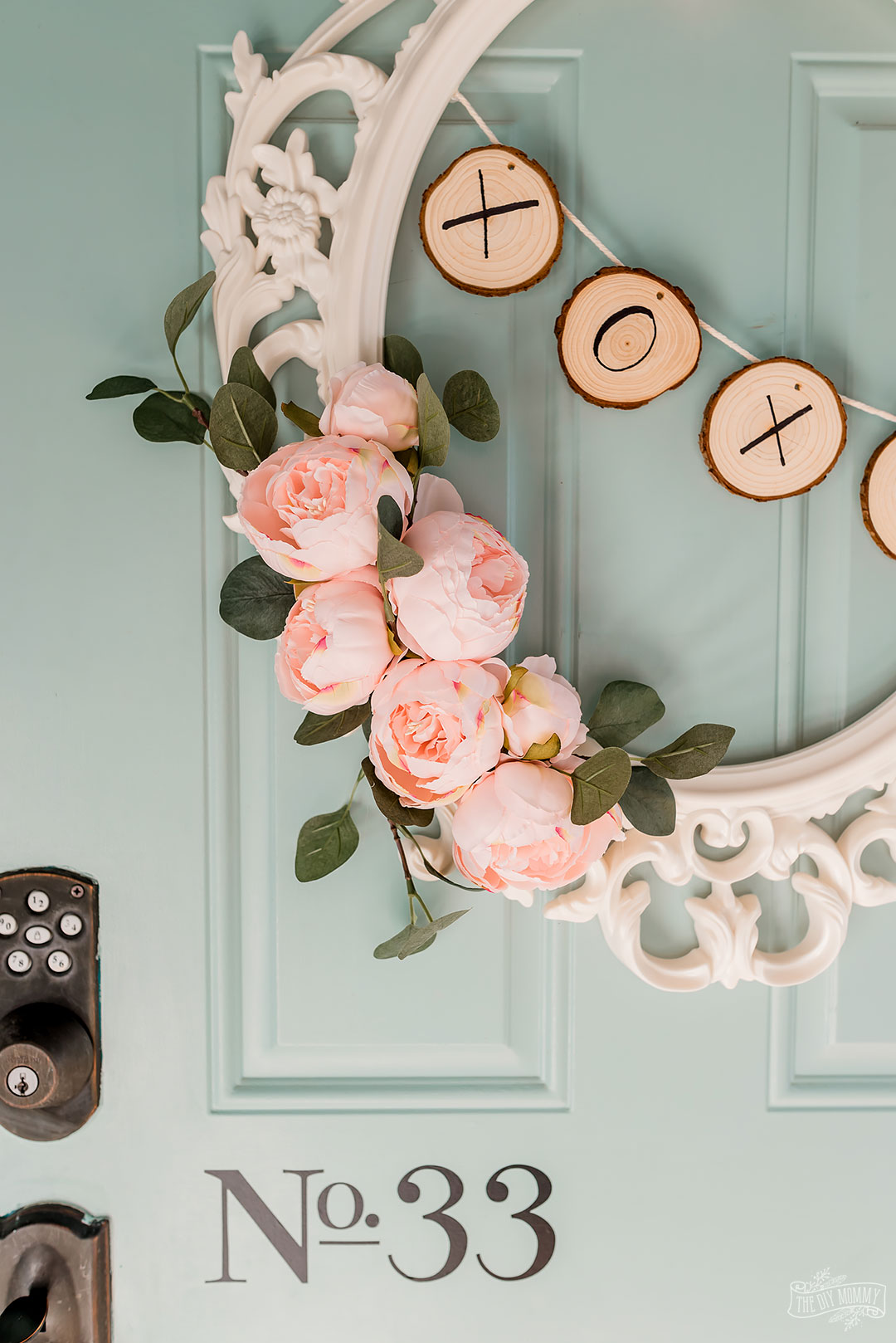 Let's make a romantic Valentine's Day wreath from an old IKEA picture frame! This DIY wreath is easy to make, and it has such a sweet vibe that's perfect for your Valentine decor.