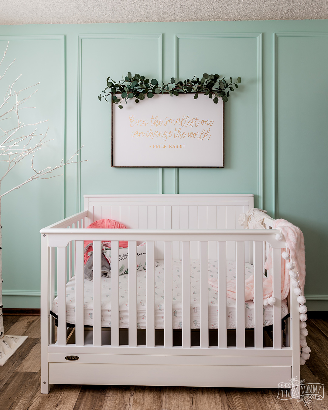 Adorables idées de décoration de chambre de bébé pour filles