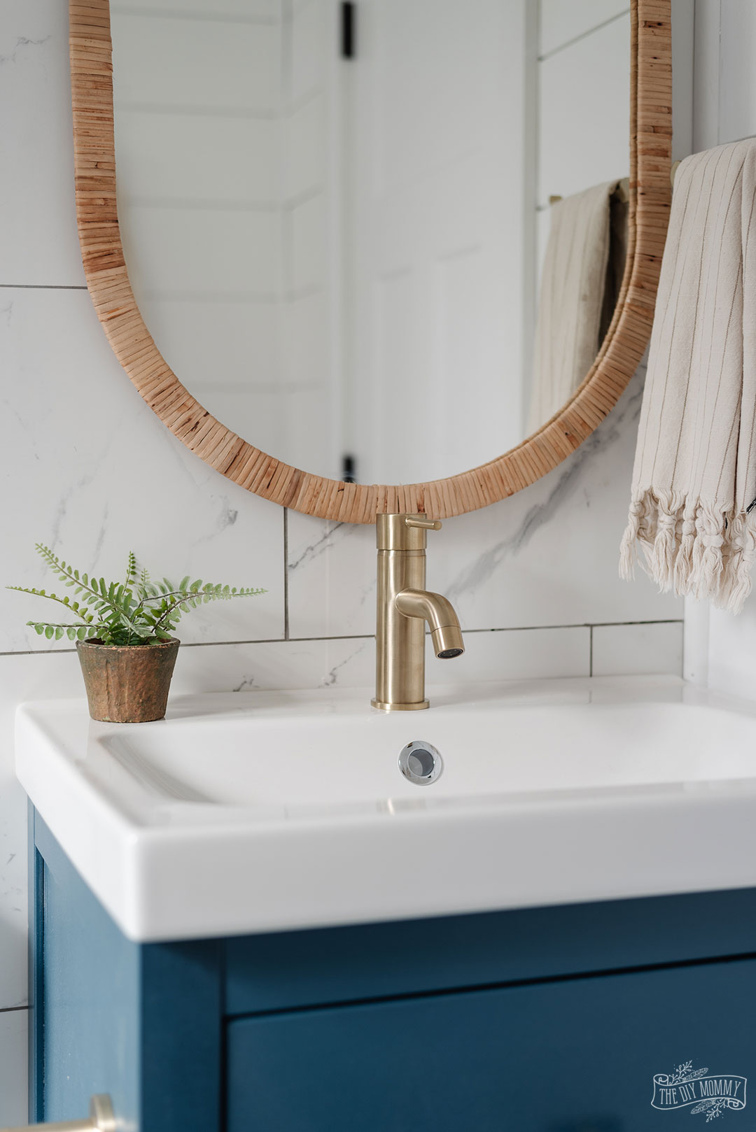 Painted bathroom vanity ideas - how to upgrade an IKEA vanity