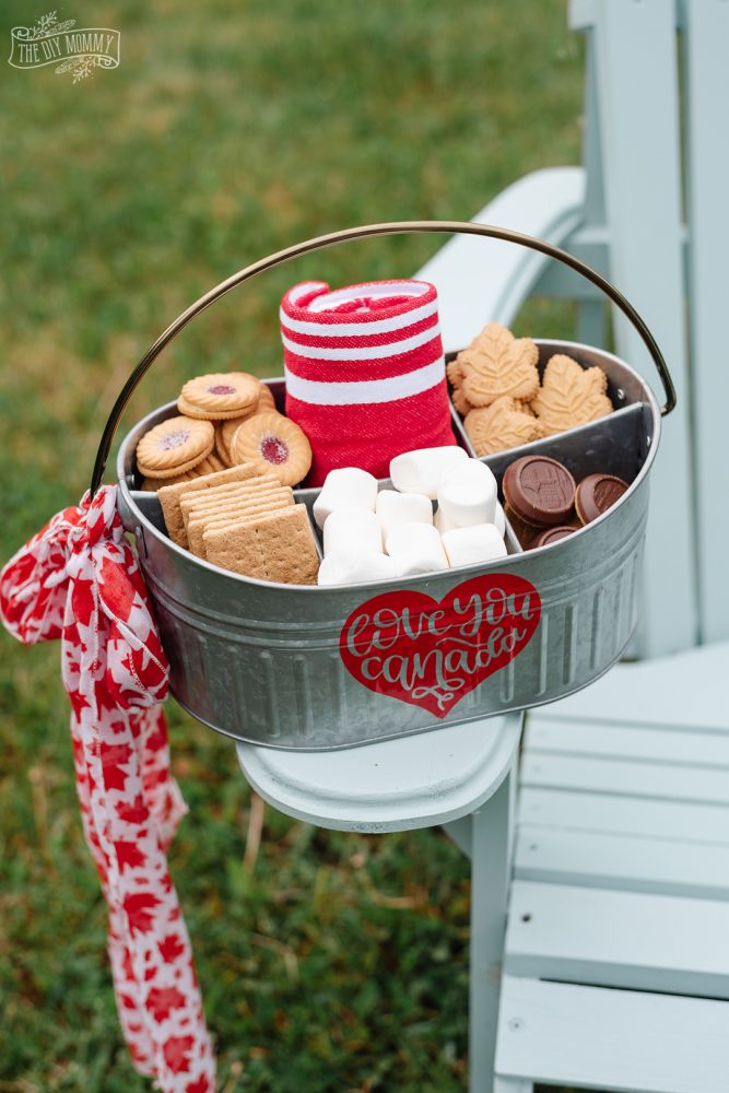 Learn how to make this DIY s'mores caddy that's perfect for a Canada Day celebration. It can also be customized to suit any celebration!