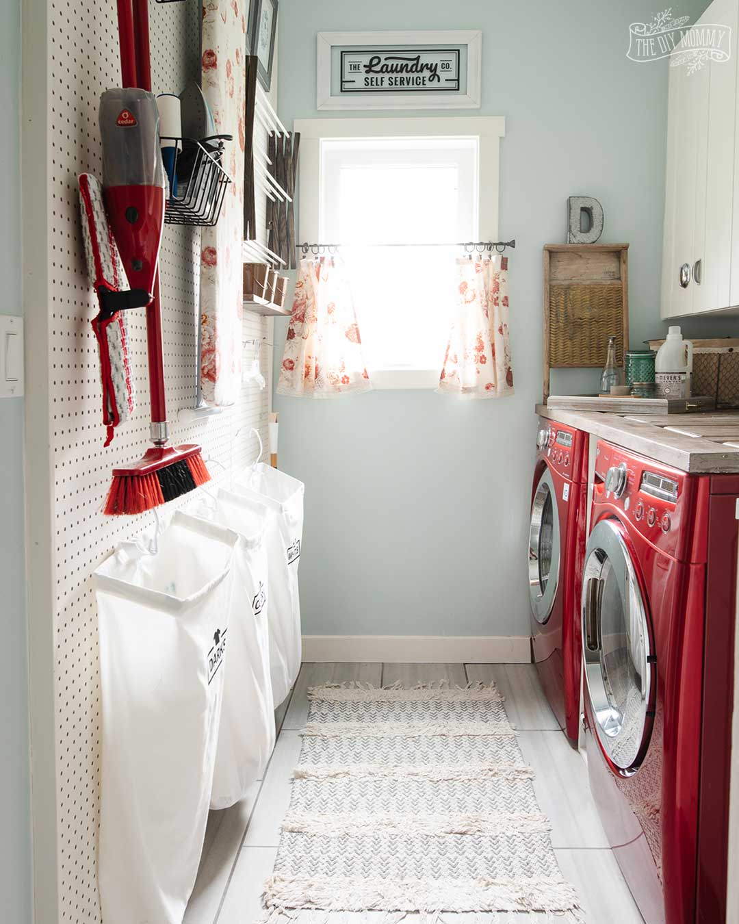 15 Small Laundry Room Makeover Ideas that are Pretty, Practical and  Eco-Friendly