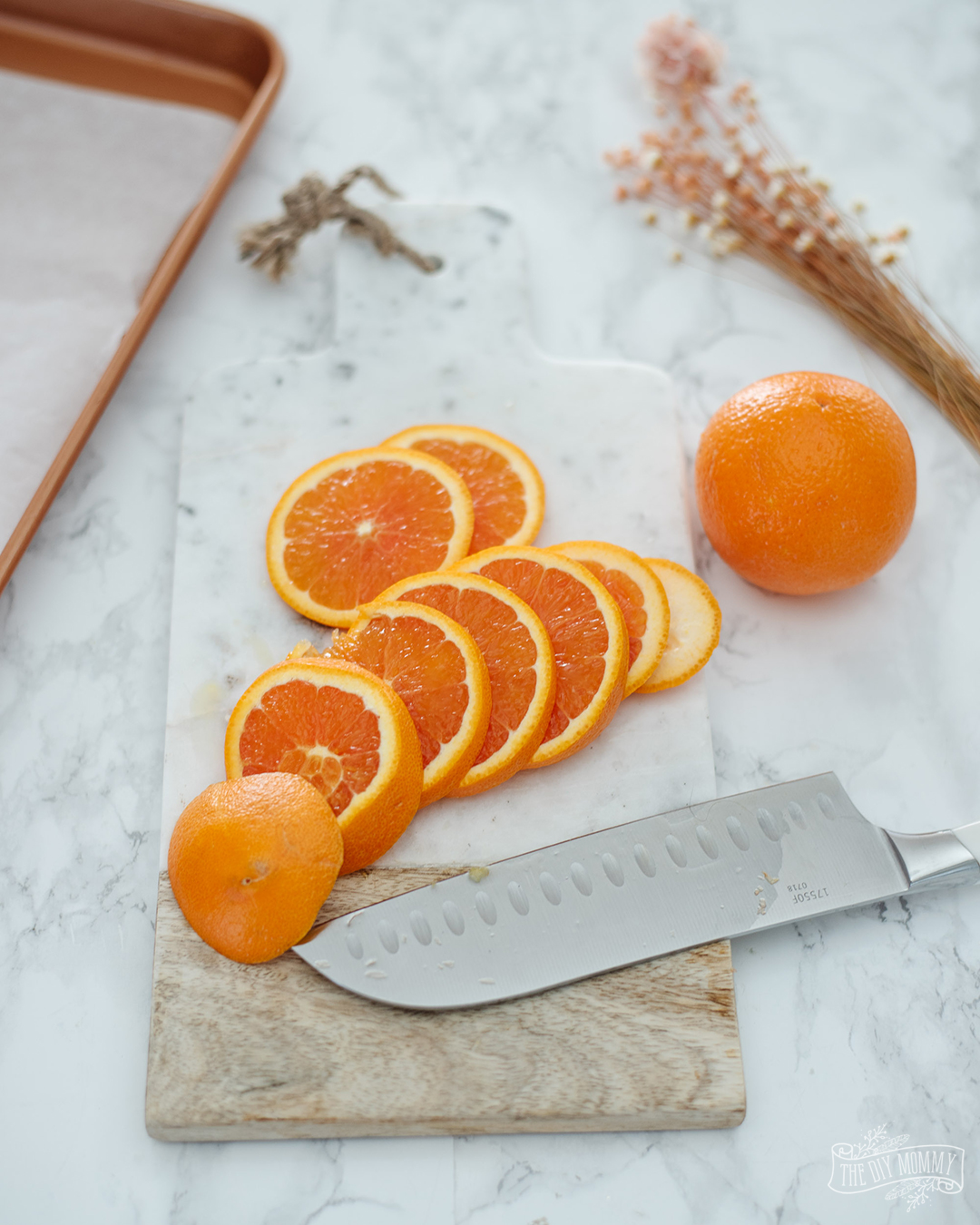 How to Dry Orange Slices for Easy Holiday Decorating