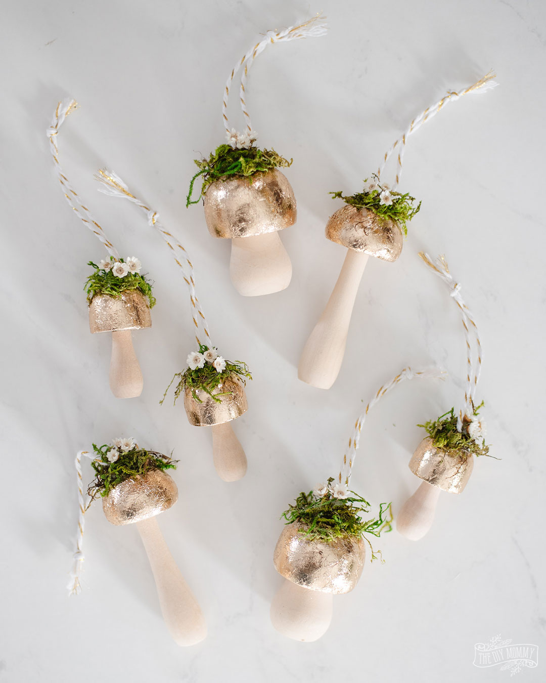 DIY Christmas Ornament – Cottagecore mushrooms for your tree!