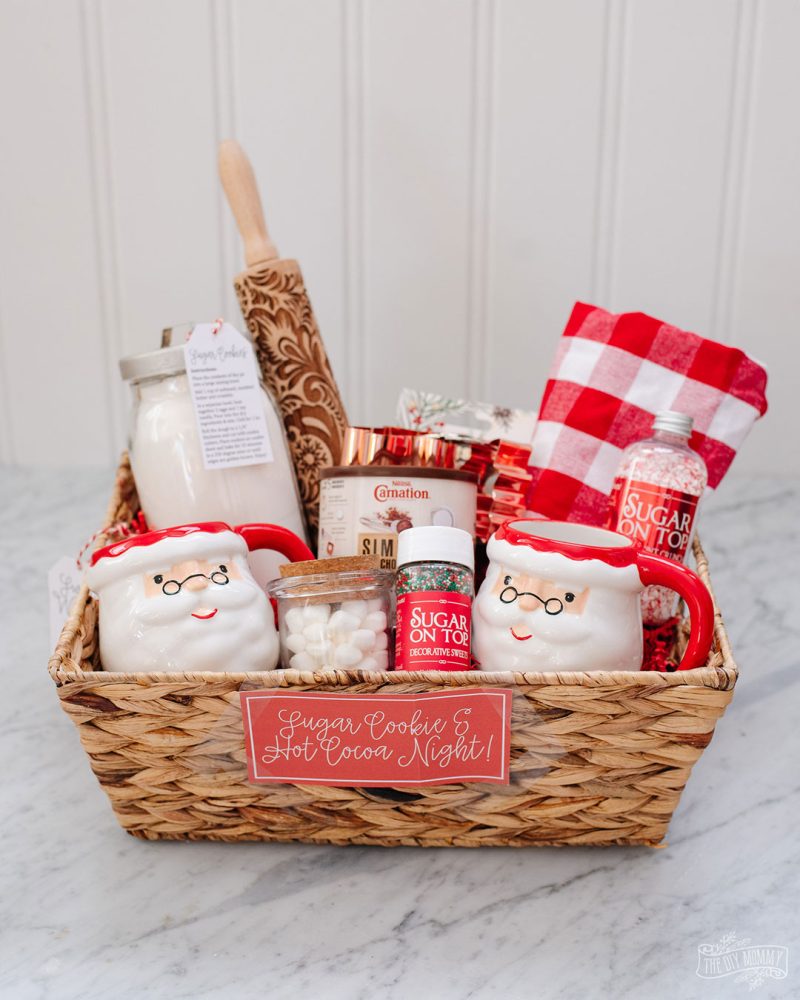 If you need an easy gift idea, here are six beautiful DIY gift basket ideas that are budget friendly. The DIY gift baskets can be used for birthdays, hostess gifts, Thank You, Christmas and other holiday events.