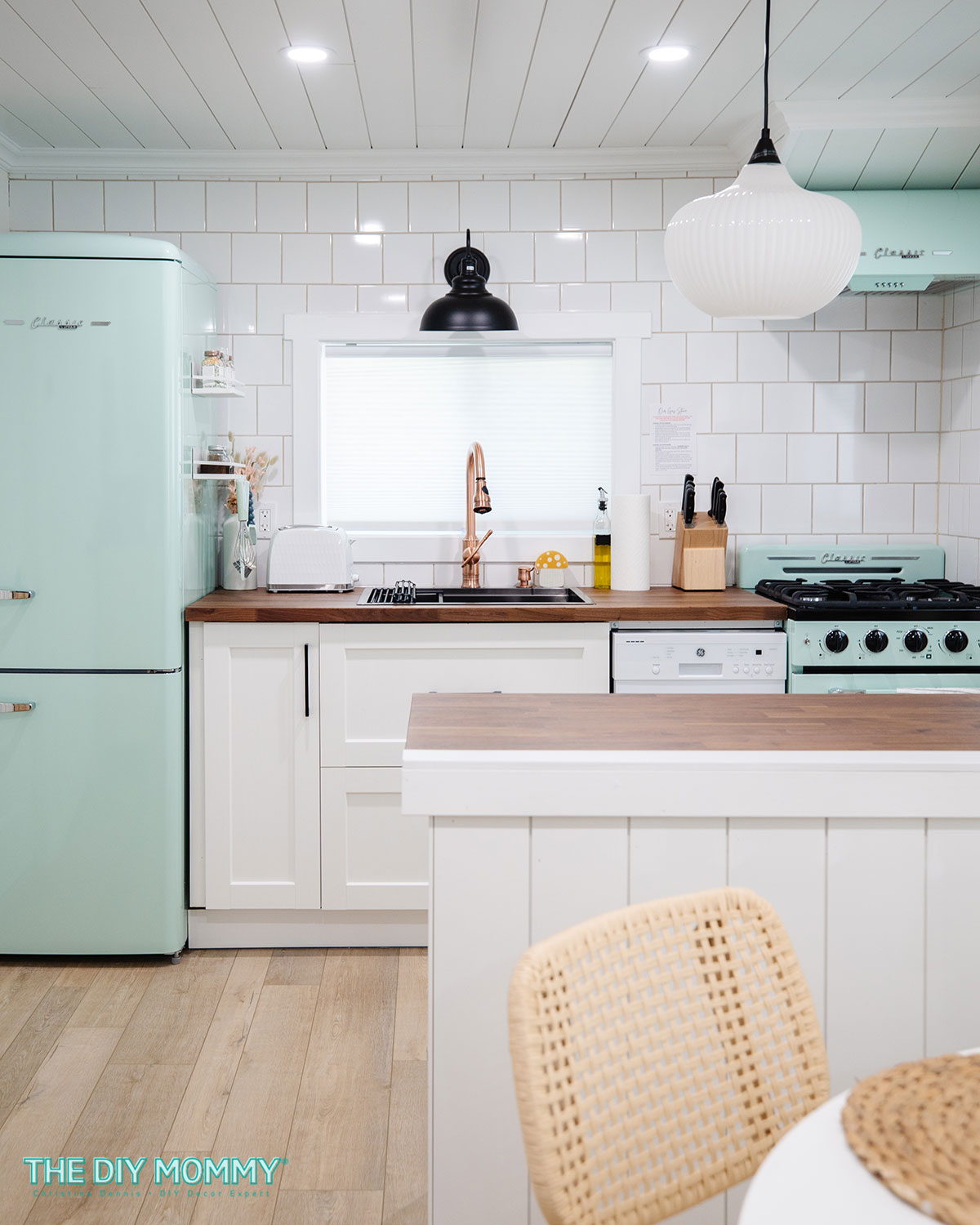 Utilize the sides of your cabinets.  Small kitchen storage, Tiny kitchen,  Kitchen utensil storage