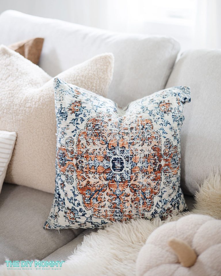 DIY Throw Pillow with Faux Quilted Effect